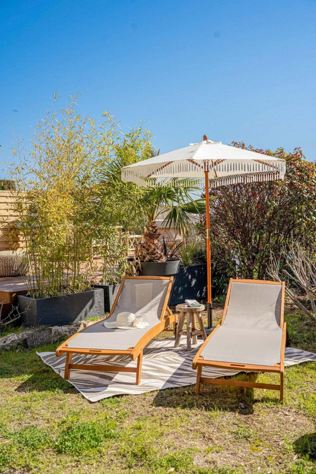 Logement Vue Mer Splendide - Situe A 50 Metres Du Bord De Mer Et 2 Minutes Des Plages - Bandolina Exteriör bild